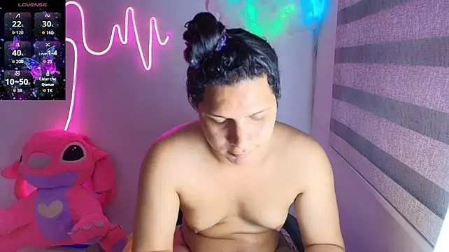 alys_love captura de la sala en vivo en Stripchat