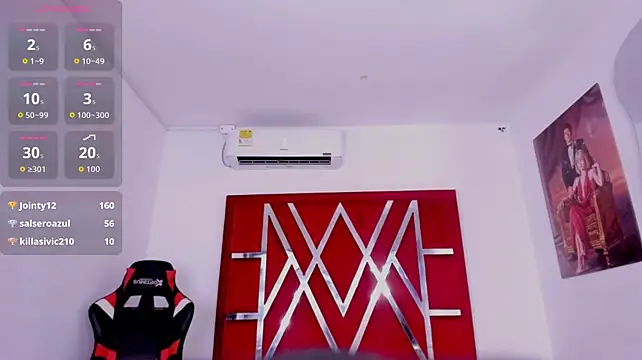 ambarglowasm live room snapshot on Stripchat