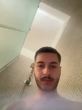 ategurl192 momentopname van live room op Stripchat