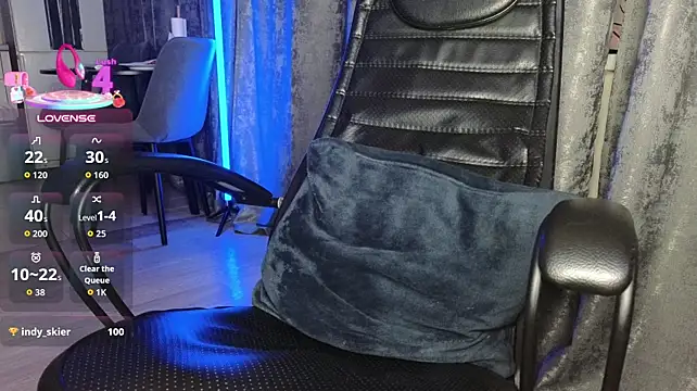 bebrochka41_ live room snapshot on Stripchat