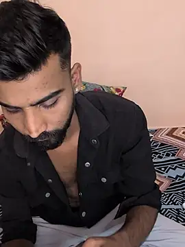 bisexual_yhh Momentaufnahme des Live-Raums auf Stripchat