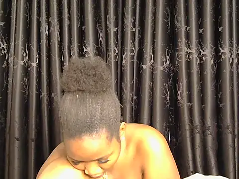 brownsugar_booty momentopname van live room op Stripchat