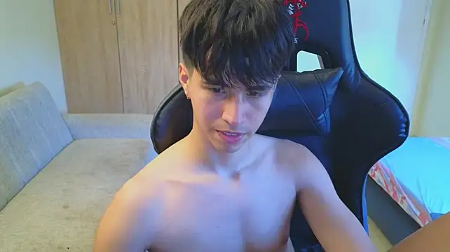 carl_dixon снимок онлайн-комнаты на Stripchat