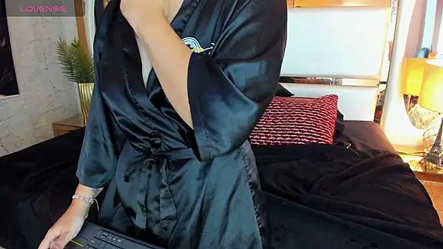 celestestars live room snapshot on Stripchat