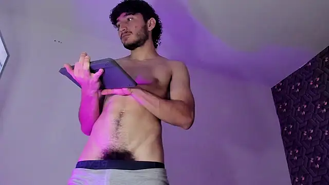 charmingboy_esteban Momentaufnahme des Live-Raums auf Stripchat