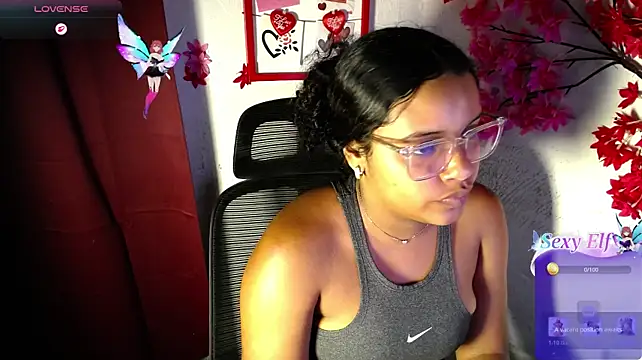 chleo_rosse live room snapshot on Stripchat