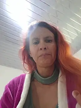 cintia_lov captura de la sala en vivo en Stripchat