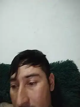 cocobanana91 live room snapshot on Stripchat