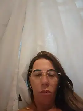 dakapink live room snapshot on Stripchat