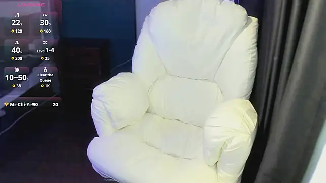 dandan1004 live room snapshot on Stripchat