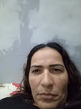 danilimini3 live room snapshot on Stripchat