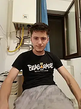 denysio89 captura da sala ao vivo na Stripchat
