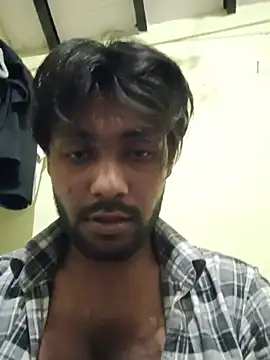 deshighoda1 captura de la sala en vivo en Stripchat