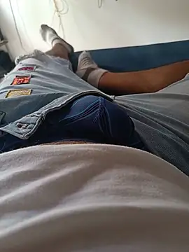 dongio112 Momentaufnahme des Live-Raums auf Stripchat
