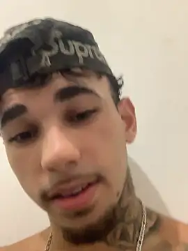 dovapo777 Momentaufnahme des Live-Raums auf Stripchat