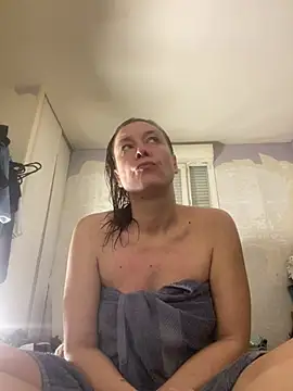 dreamgt live room snapshot on Stripchat
