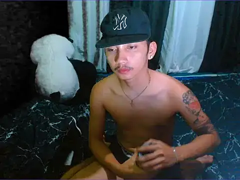 dylan_hardfucker momentopname van live room op Stripchat