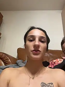 eloravane Momentaufnahme des Live-Raums auf Stripchat