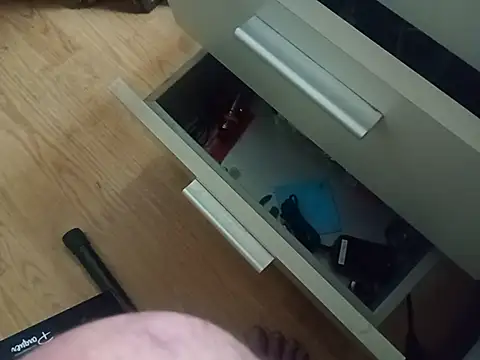 fedecum71 momentopname van live room op Stripchat