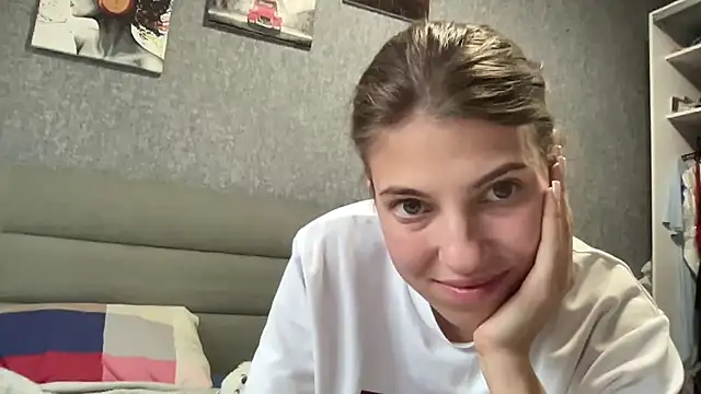 felicity_gold Momentaufnahme des Live-Raums auf Stripchat