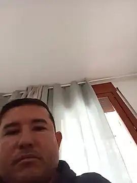 germany-milk снимок онлайн-комнаты на Stripchat