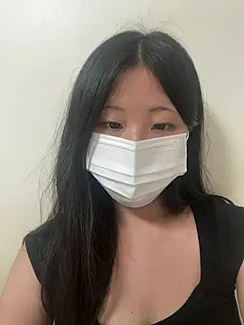 ghsnabdhs live room snapshot on Stripchat