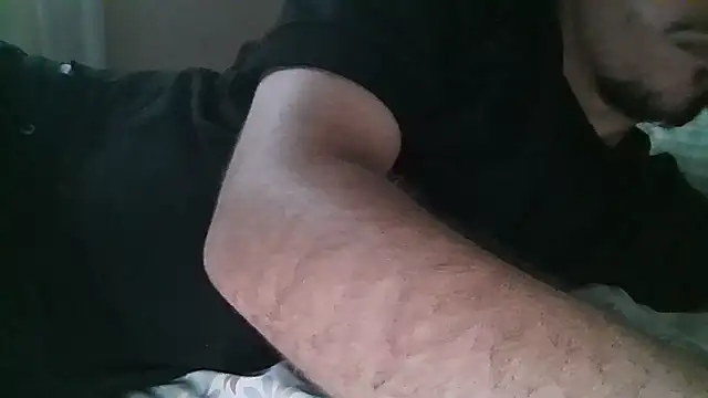 giumy91 live room snapshot on Stripchat