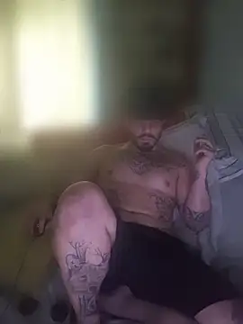 gmartinoll снимок онлайн-комнаты на Stripchat
