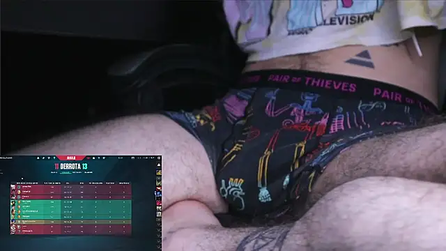 hatsumotokyotouwu captura da sala ao vivo na Stripchat