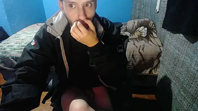 infinity-888 live room snapshot on Stripchat
