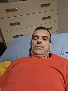 ionel12 Momentaufnahme des Live-Raums auf Stripchat