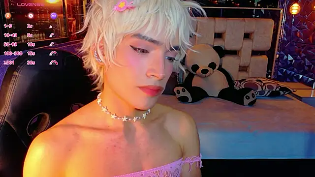 isaac_nova captura da sala ao vivo na Stripchat
