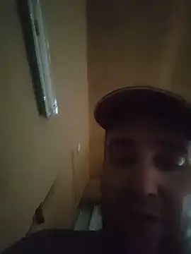 jd24240 momentopname van live room op Stripchat