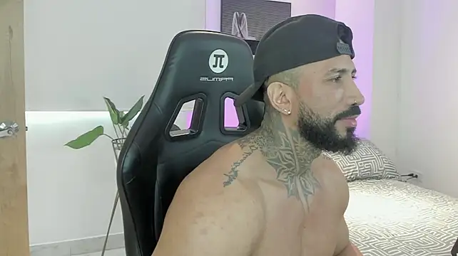 jeff_clark7 momentopname van live room op Stripchat
