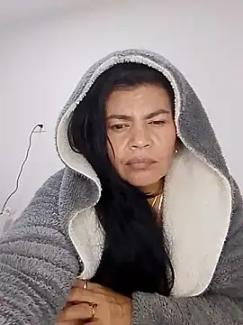 jennifer_squirt1 momentopname van live room op Stripchat