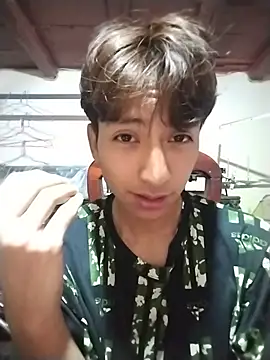 jhoncar5 momentopname van live room op Stripchat