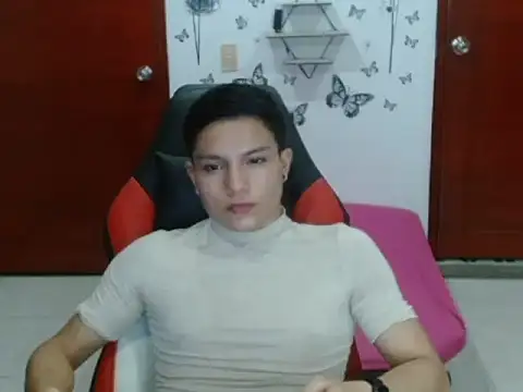 joe_tik captura de la sala en vivo en Stripchat