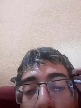 juninhoul снимок онлайн-комнаты на Stripchat