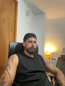 justin-tate captura de la sala en vivo en Stripchat