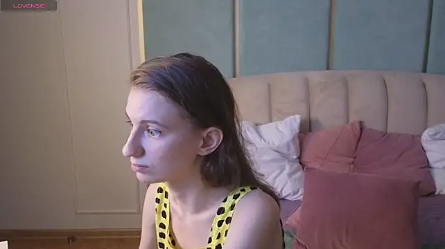kaleriyaa_ momentopname van live room op Stripchat