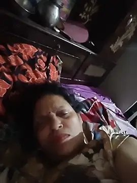 kanikaa143 Momentaufnahme des Live-Raums auf Stripchat