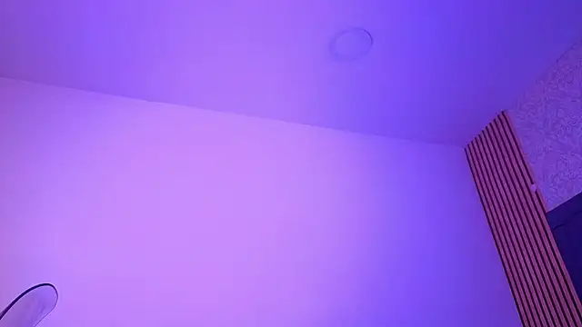 karamoss momentopname van live room op Stripchat