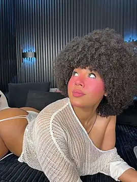 kendall_coxx captura da sala ao vivo na Stripchat