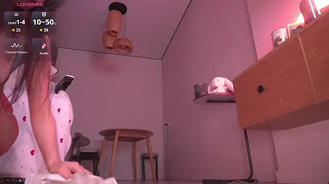 koyoomi live room snapshot on Stripchat
