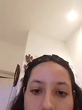 krarakiara live room snapshot on Stripchat