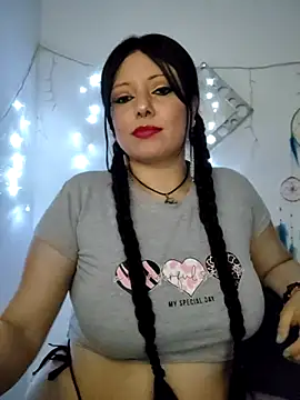 kristal_ktl momentopname van live room op Stripchat