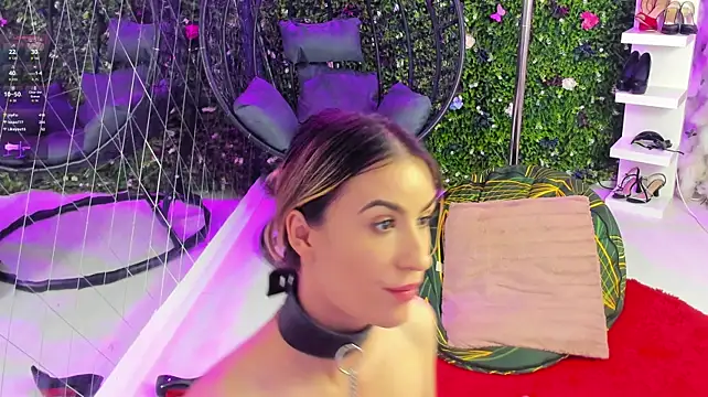 lauryncooper Momentaufnahme des Live-Raums auf Stripchat