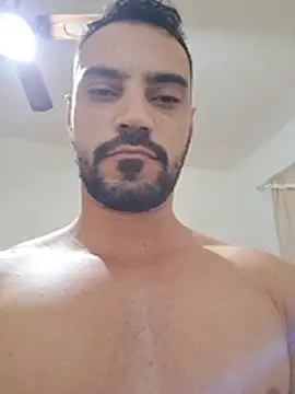 leo_Bittencourt captura de la sala en vivo en Stripchat