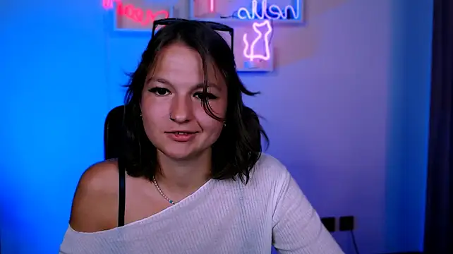 liana_best Momentaufnahme des Live-Raums auf Stripchat
