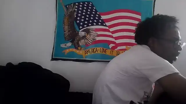 libraxxxstudios live room snapshot on Stripchat